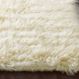 Woollen carpets could help cut air pollution in homes